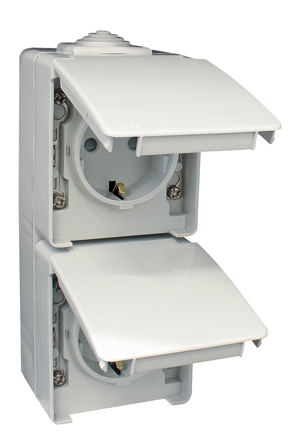 Tomada Dupla Schuko Vertical com Obturador