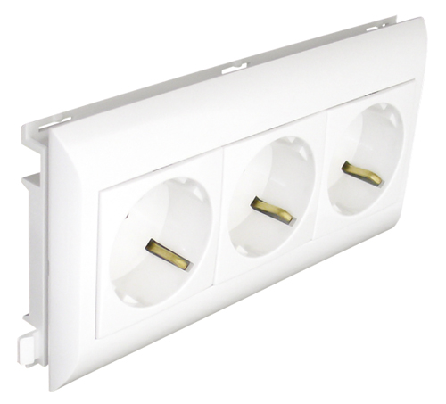 Tomada Tripla Schuko L75 - 6 Módulos